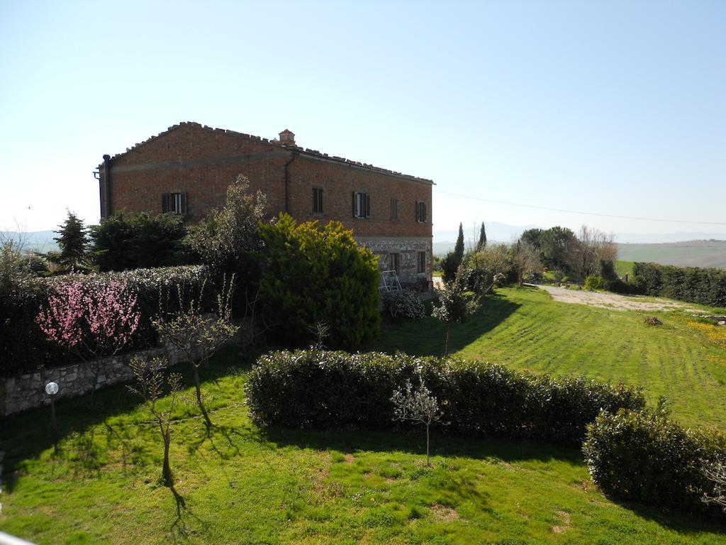 Agriturismo Podernuovo Asciano Esterno foto