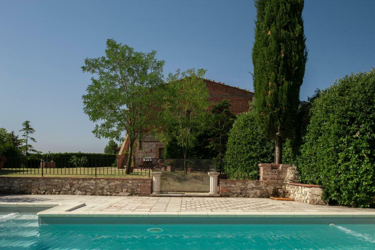 Agriturismo Podernuovo Asciano Esterno foto